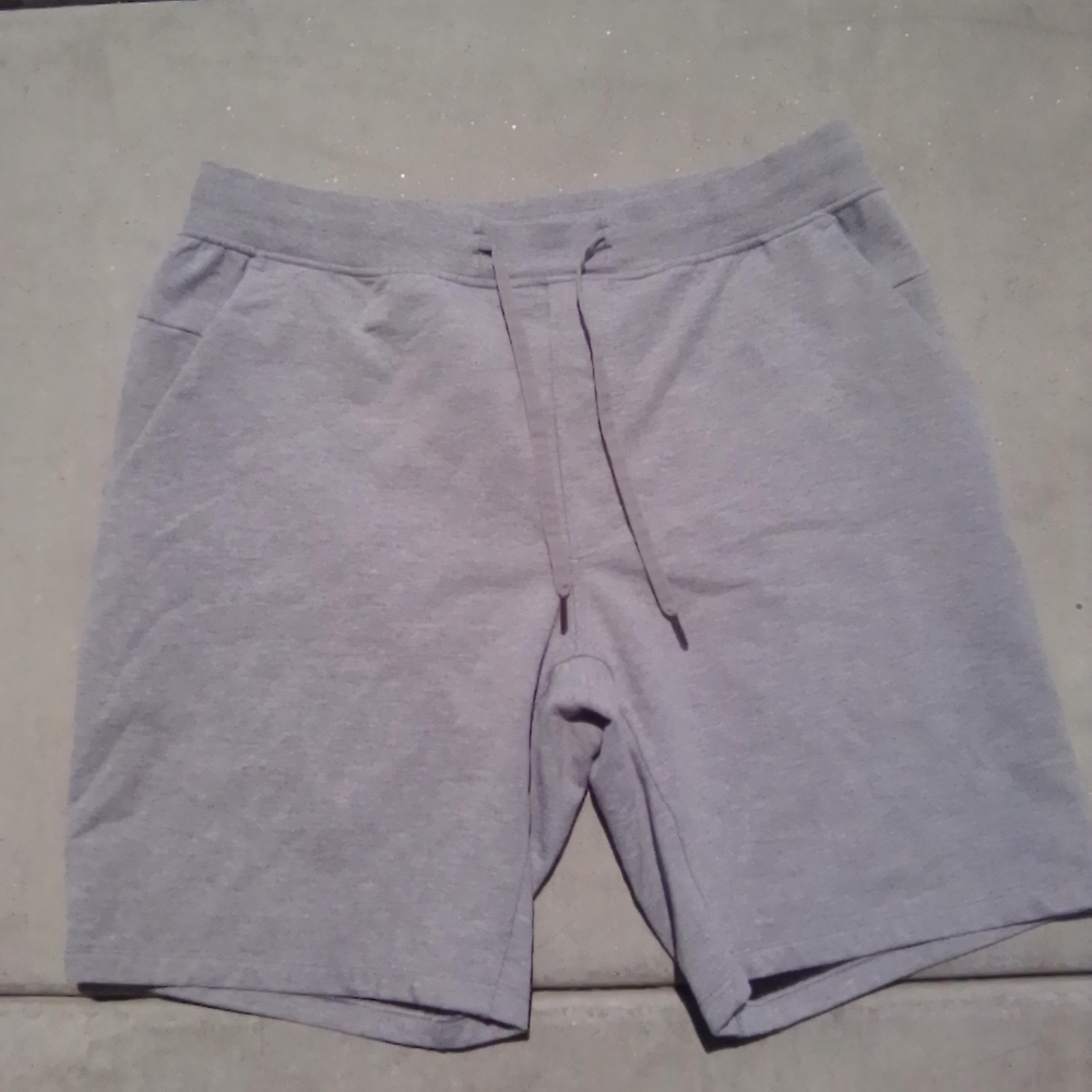 Lululemon Athletica Gray Hybrid Shorts Elastic Waistband